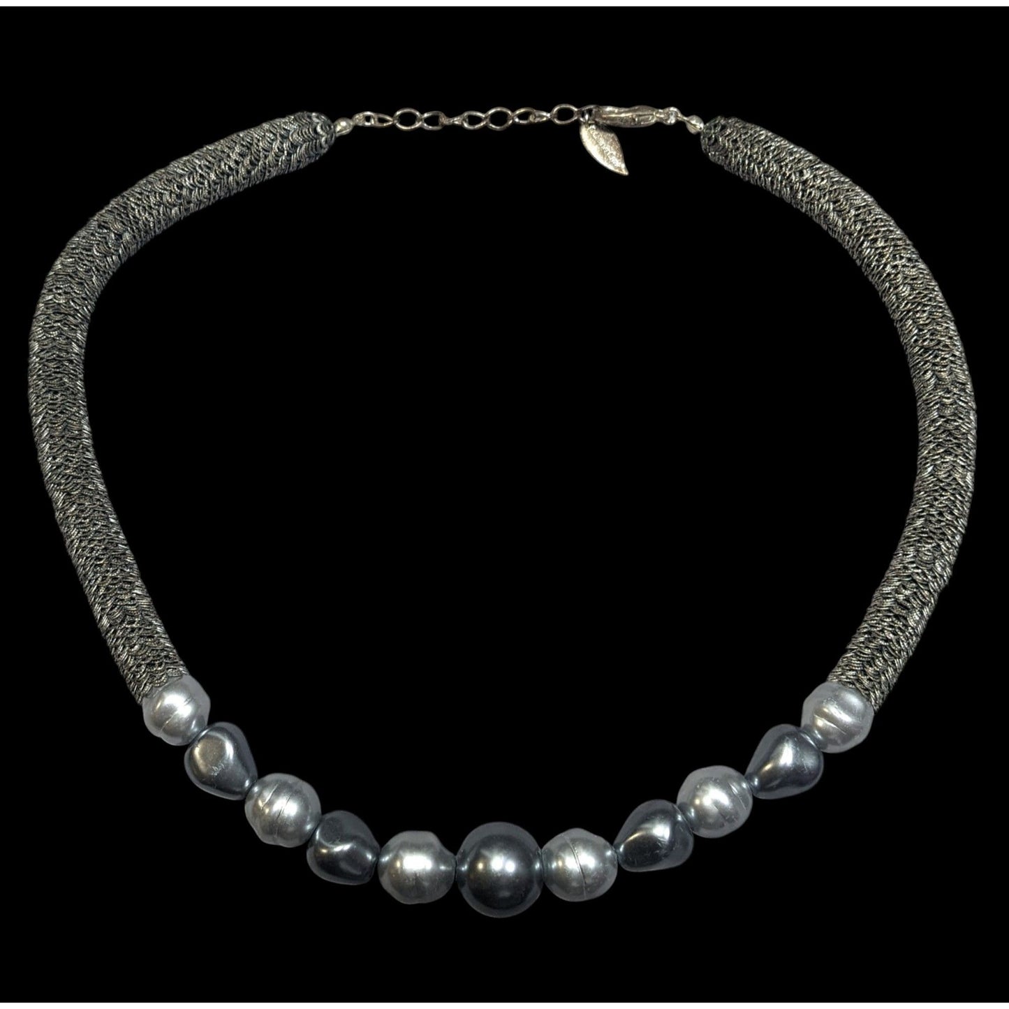 Vintage 90s Coldwater Creek Silver Tone Floral Disc And Faux Pearl Necklace