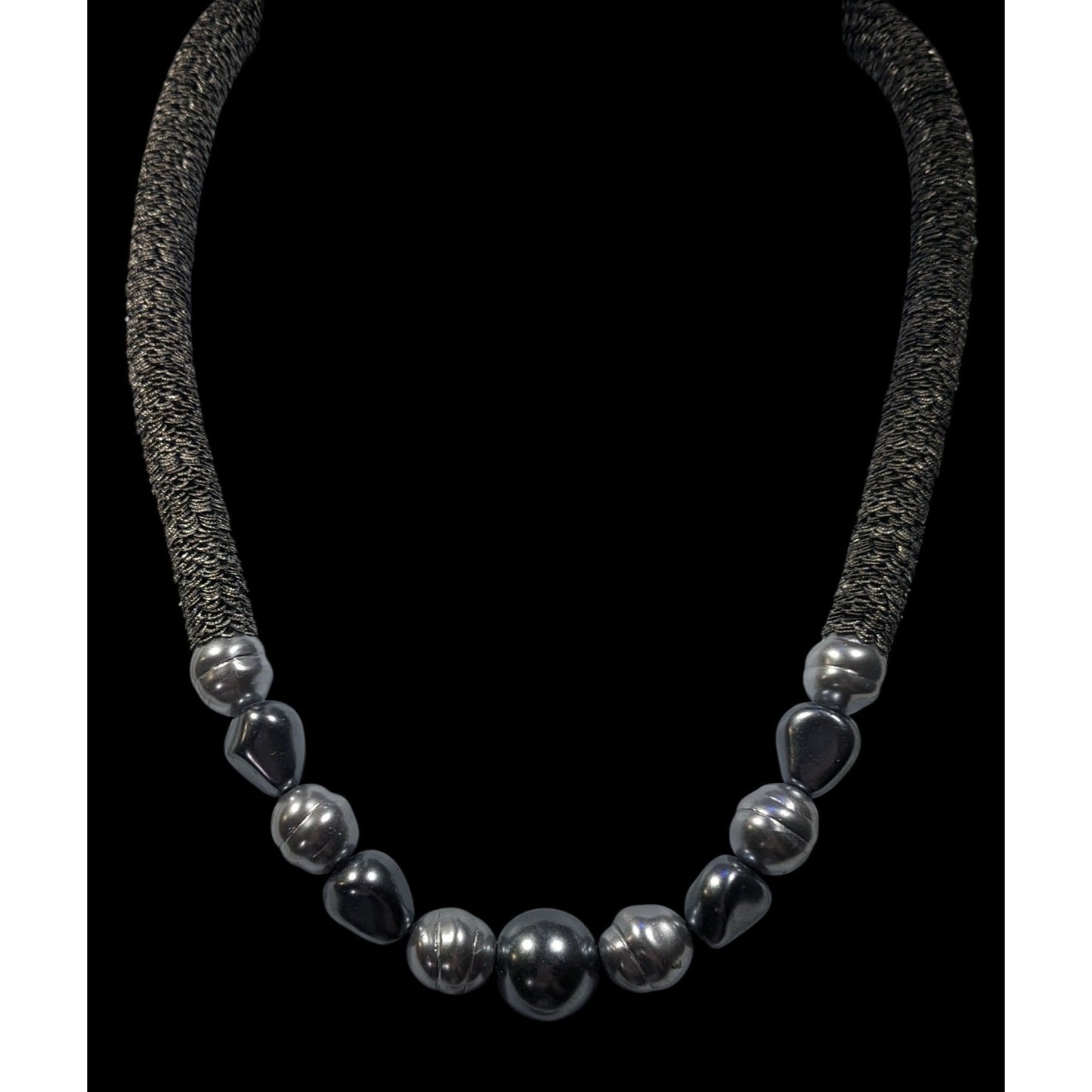 Vintage 90s Coldwater Creek Silver Tone Floral Disc And Faux Pearl Necklace