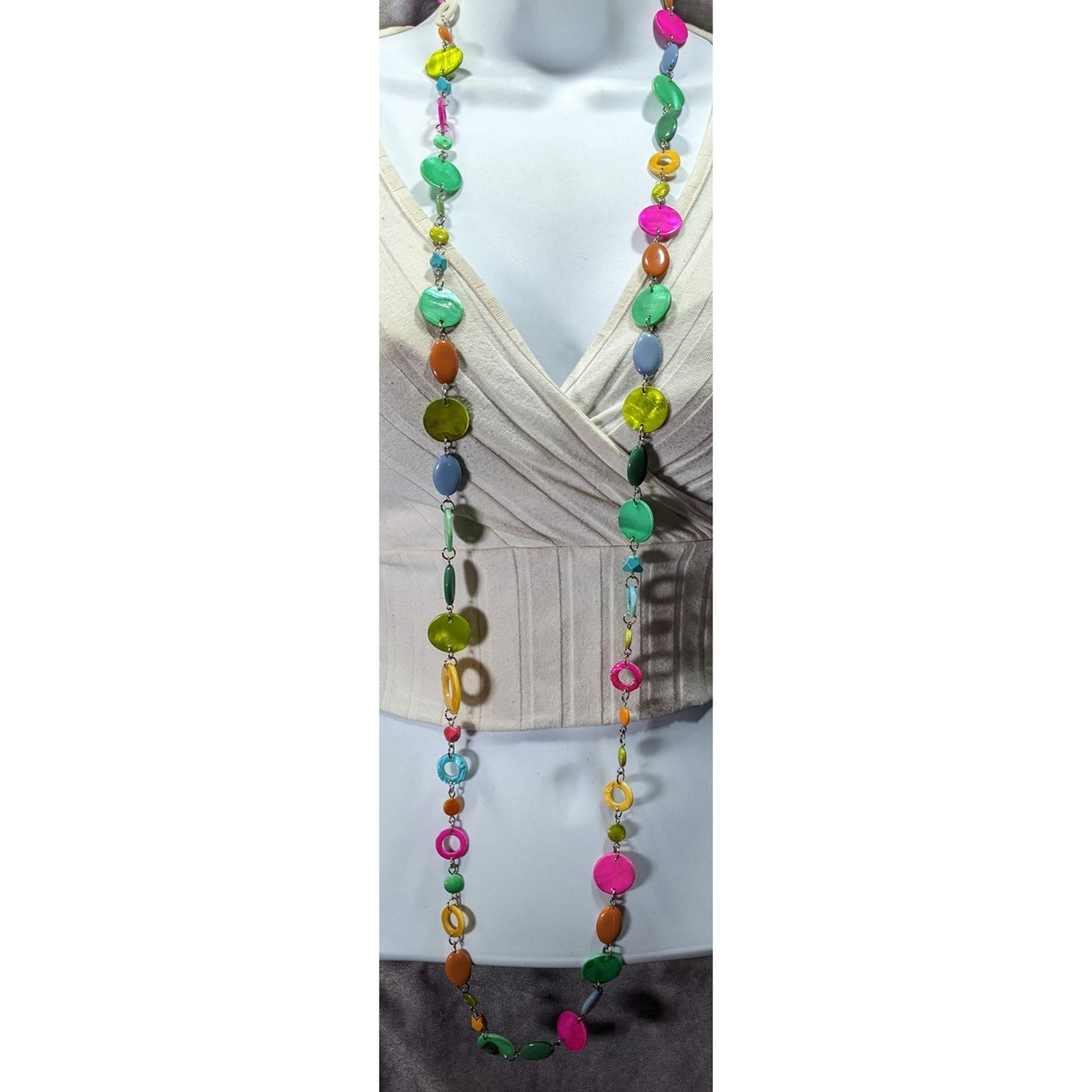 Vintage Retro Rainbow Shell Disc Beaded Necklace